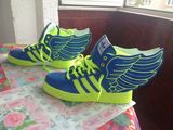 Vand Adidas Jeremy Scott