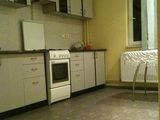 Vand apartament 2 cam  decomandat/2balcoane zona Steaua!