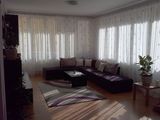 Vand apartament 3 camere