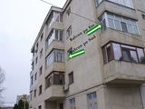 Vand Apartament 3 Camere, et.2, Decomandat, Zona Far- Constanta