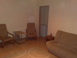 vand apartament cu 2 camere