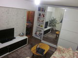 vand apartament cu 2 camere Valea Aurie