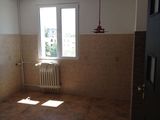 Vand apartament doua camere Drumul Taberei