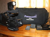 Vând camera video PANASONIC MD 10000