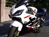 Vând Honda cbr 600 F4i.  2002. 21000km