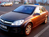 Vand Opel Astra Sedan Cosmo fabricat 2009