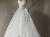 vand rochie mireasa originala din colectia Magic Bride 2012