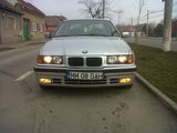 Vand sau schimb Bmw 318 !