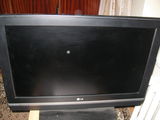 Vand TV LCD LG diagonala 81 cm    280 ron