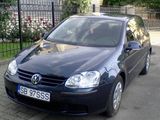 VOLKSWAGEN GOLF V