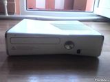 XBOX 360 4GB