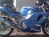 Yahama FZR 1000